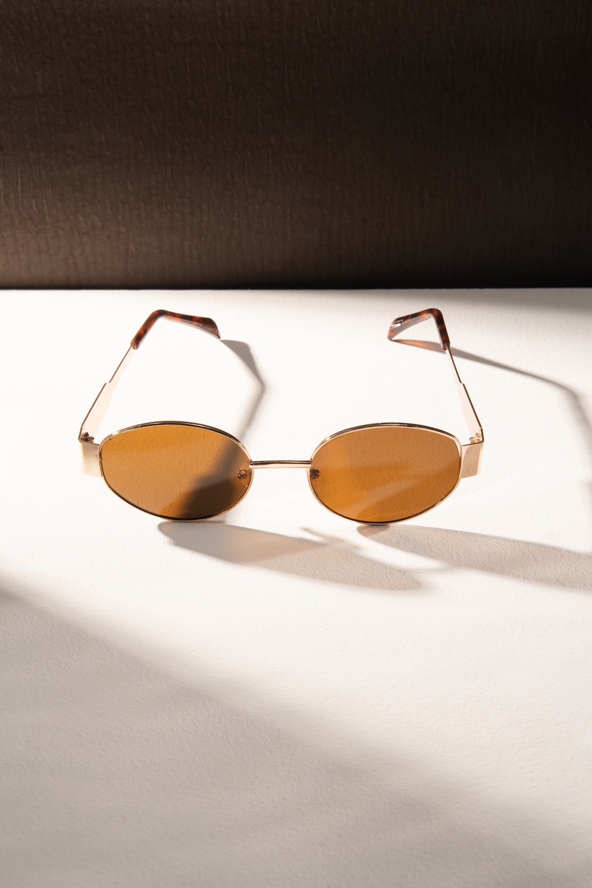 1Pair Unisex Retro Oval Metal  - Vintage Fashion Style Men review and price