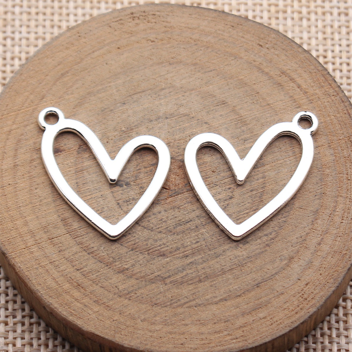 WYSIWYG 20pcs 22x20mm 5 Colors - Vintage Fashion Online review and price