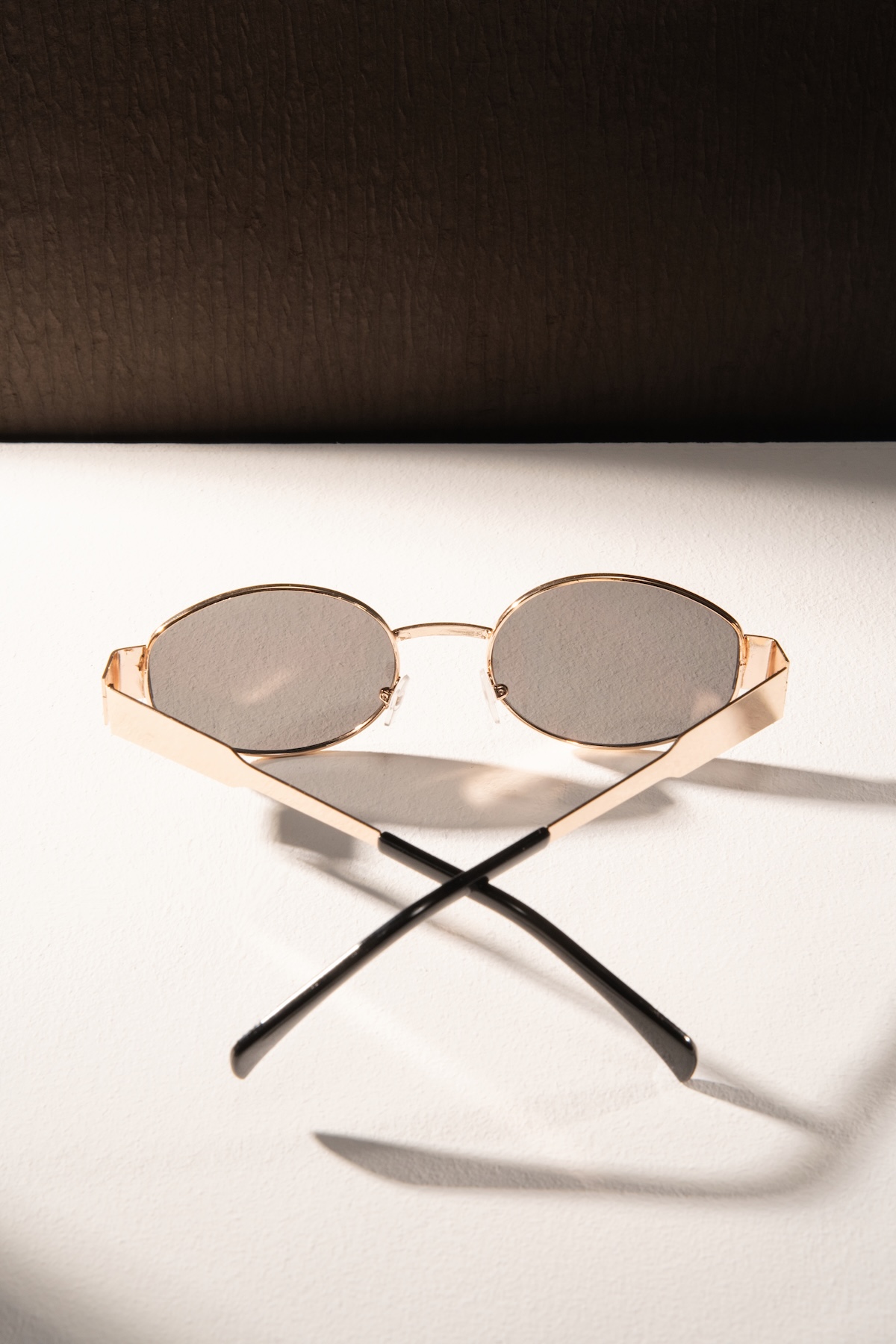 **1Pair Unisex Retro Oval Meta - Vintage Fashion Style Men review and price